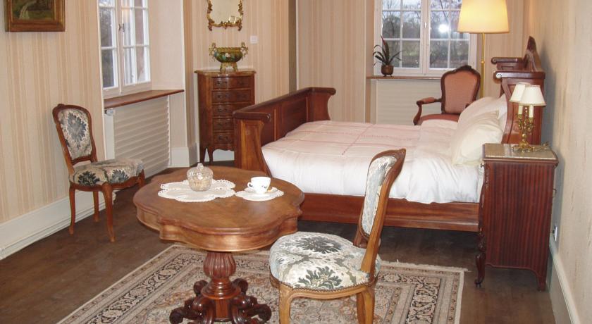 德韦德城堡酒店 马泽内姆 客房 照片